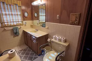2401 W Elm St, Wrightsville, GA 31096 - Photo 30