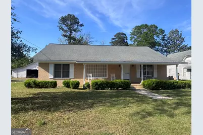 2401 W Elm Street, Wrightsville, GA 31096 - Photo 2