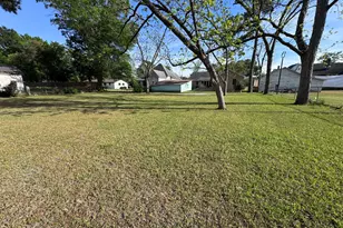 2401 W Elm St, Wrightsville, GA 31096 - Photo 46