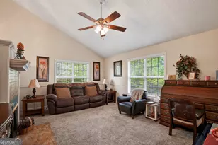 227 Shady Ln, Williamson, GA 30292 - Photo 26