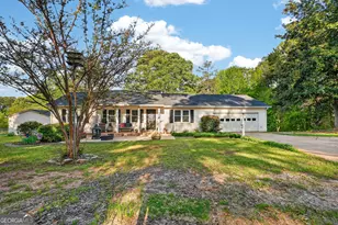 227 Shady Ln, Williamson, GA 30292 - Photo 2