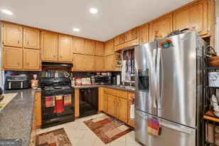 227 Shady Ln, Williamson, GA 30292 - Photo 14