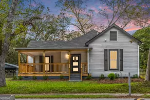 453 Folk Ave, Woodbury, GA 30293 - Photo 2