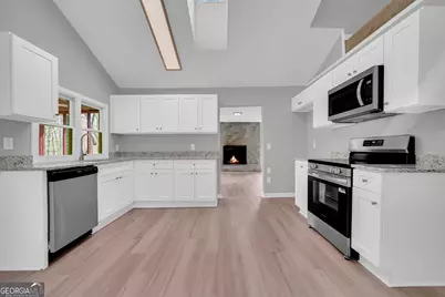 6417 Honeysuckle Lane, Gainesville, GA 30506 - Photo 2