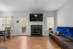 35 S Robin Ln, Newnan, GA 30263 - Photo 8