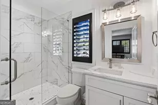 4075 Peachtree Dunwoody Rd NE, Atlanta, GA 30319 - Photo 28