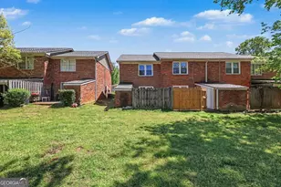 2060 Kings Gate Circle, Snellville, GA 30078 - Photo 22