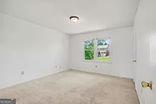 2060 Kings Gate Circle, Snellville, GA 30078 - Photo 12