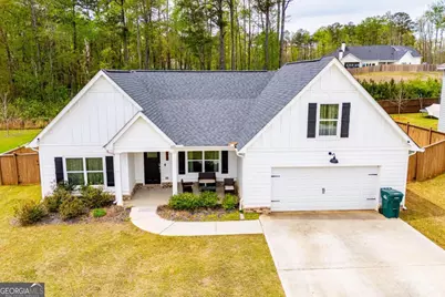 143 Springwood Drive, Carrollton, GA 30117 - Photo 1