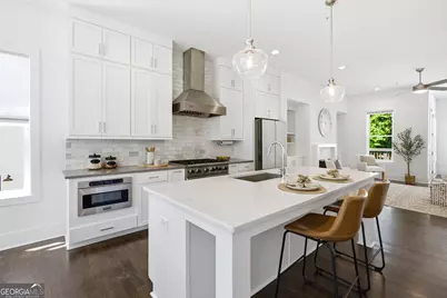 1801 Huntington Hill Lane NW, Atlanta, GA 30309 - Photo 8