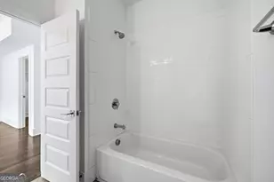 1801 Huntington Hill Ln NW, Atlanta, GA 30309 - Photo 32