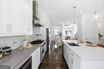1801 Huntington Hill Lane NW, Atlanta, GA 30309 - Photo 12