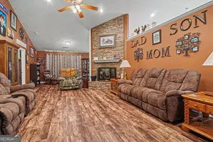 1405 Shiloh Oak Dr, Loganville, GA 30052 - Photo 6