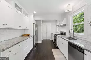 2304 Pembrook Pl NE, Atlanta, GA 30324 - Photo 10