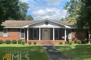303 Dixie St, Brooklet, GA 30415 - Photo 2