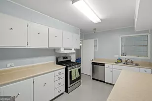 757 Old Screven Rd, Jesup, GA 31545 - Photo 10