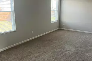 627 Overlook Rd, Walnut Grove, GA 30014 - Photo 6