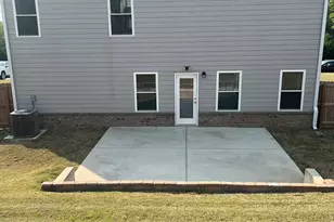 627 Overlook Rd, Walnut Grove, GA 30014 - Photo 2