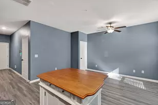 1110 Highwood Ln, East Point, GA 30344 - Photo 8