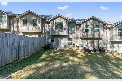 1110 Highwood Lane, East Point, GA 30344 - Photo 2