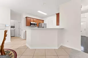 1023 White Fox Run, Lawrenceville, GA 30045 - Photo 16