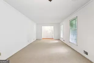 742 Verde Dr, Riverdale, GA 30274 - Photo 8