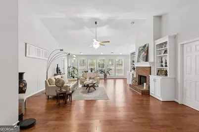 1316 Mandalay Court SW, Lilburn, GA 30047 - Photo 6