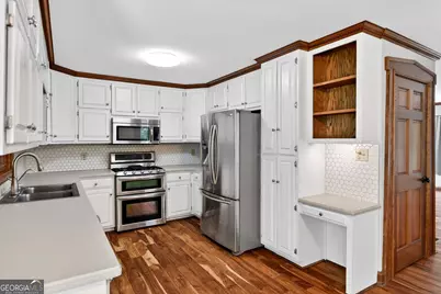 208 Thompson Road, Tyrone, GA 30290 - Photo 34