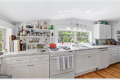 236 Garrison Road, Cornelia, GA 30531 - Photo 8