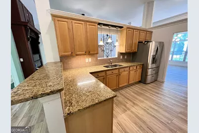 708 York View Drive, Auburn, GA 30011 - Photo 6
