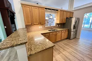 708 York View Dr, Auburn, GA 30011 - Photo 6