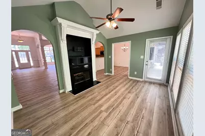 708 York View Drive, Auburn, GA 30011 - Photo 12