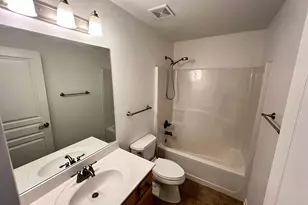 708 York View Dr, Auburn, GA 30011 - Photo 32