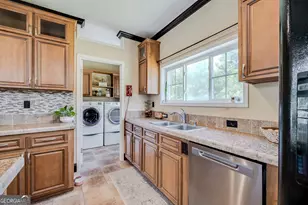 1459 Emmanuel Barrow Rd, Claxton, GA 30417 - Photo 6
