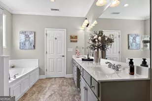 124 Riverbluff Dr, Lagrange, GA 30240 - Photo 46