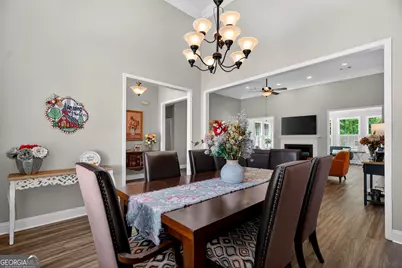 124 Riverbluff Drive, Lagrange, GA 30240 - Photo 10