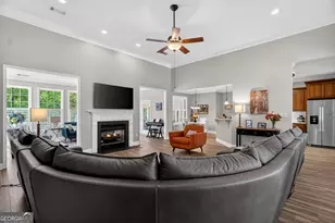 124 Riverbluff Dr, Lagrange, GA 30240 - Photo 16