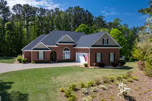 124 Riverbluff Dr, Lagrange, GA 30240 - Photo 4