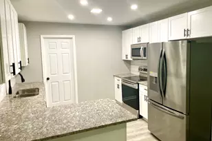 5019 Peach Mountain Cir, Gainesville, GA 30507 - Photo 6