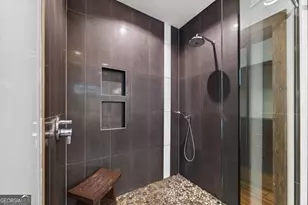 523 Mckoy St, Decatur, GA 30030 - Photo 16