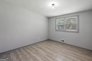 11 Swan Dr, Newnan, GA 30263 - Photo 18