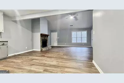 360 Bellemeade Drive SW, Marietta, GA 30008 - Photo 4