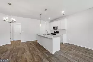 3633 Parkway James Dr, Snellville, GA 30039 - Photo 10