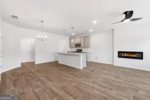 3639 Parkway James Dr, Snellville, GA 30039 - Photo 16