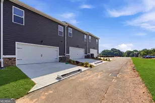 3639 Parkway James Dr, Snellville, GA 30039 - Photo 4