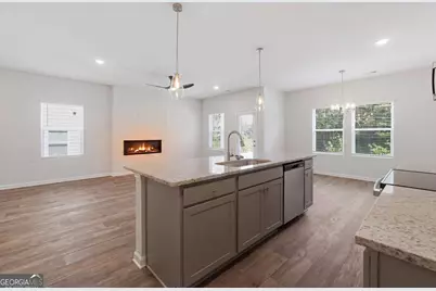 3648 Parkway James Drive, Snellville, GA 30039 - Photo 10