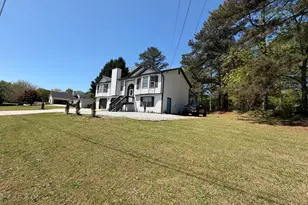 934 Bay Ridge Dr, Lawrenceville, GA 30045 - Photo 4