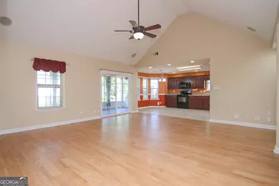 125 Knights Bridge, Warner Robins, GA 31093 - Photo 6