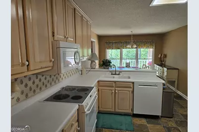 107 Ember Way, Lagrange, GA 30240 - Photo 14