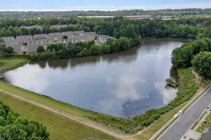 2045 Lakeshore Overlook Dr NW, Kennesaw, GA 30152 - Photo 50